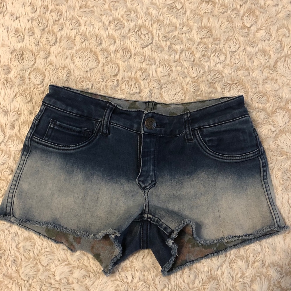 Reversible jean shorts